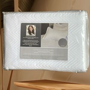 Jennifer Adams - Quilted Blanket